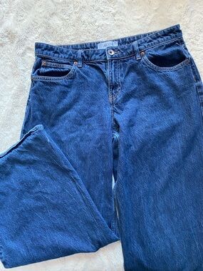 Ardene Women's Straight-Leg Jeans in Dark Blue Denim